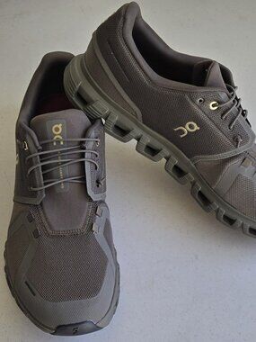 On Cloud Limited Edition 6 (Year of the Horse) Men's Size 13 Running Shoe